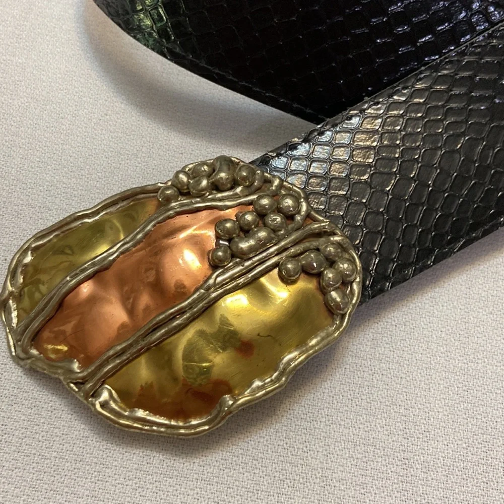 Tri Color Buckle on Black Snake Print Womens Wide Belt- EUC - S/ M
